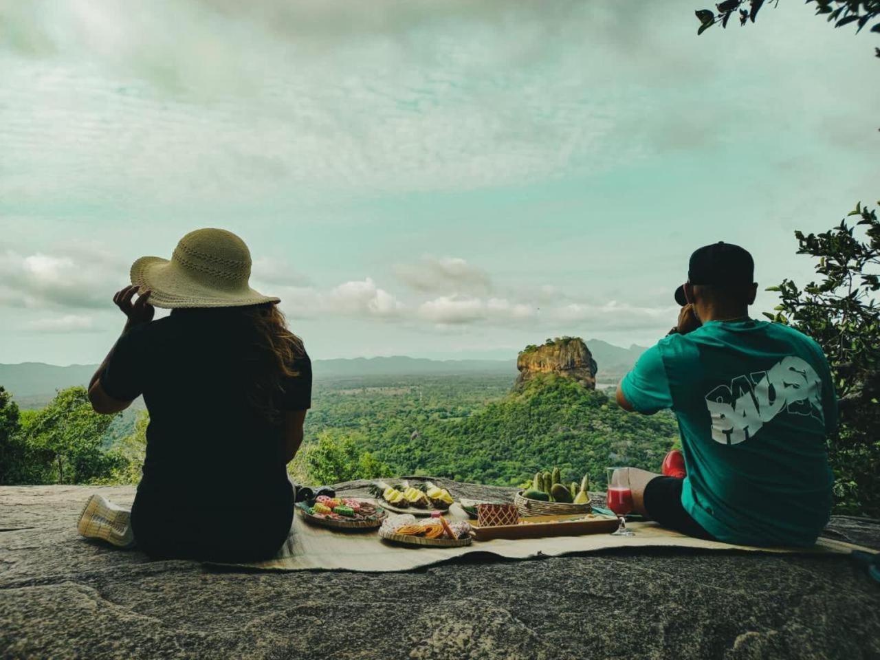 Elephant Safari Lodge Sigiriya Junction Хабарана Экстерьер фото