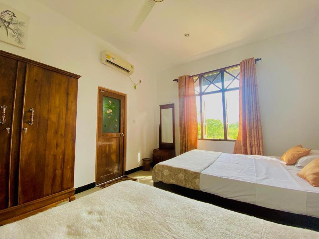 Elephant Safari Lodge Sigiriya Junction Хабарана Экстерьер фото