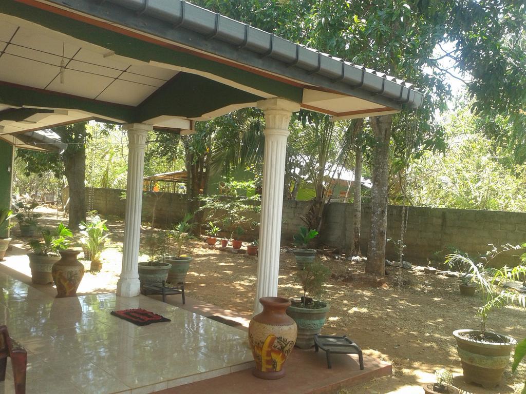 Elephant Safari Lodge Sigiriya Junction Хабарана Экстерьер фото